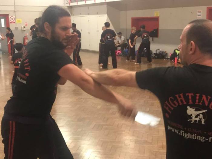 Traditional Martial Arts are the most effective : martialarts